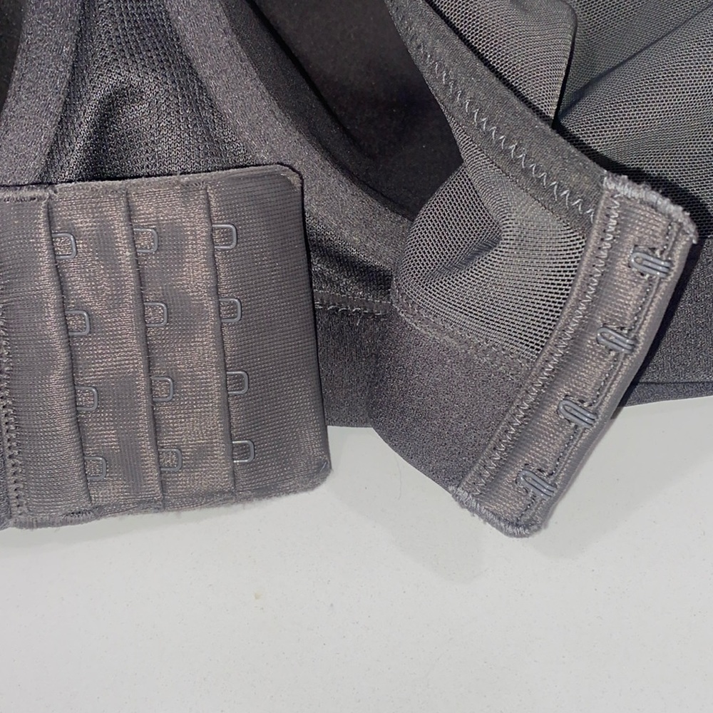 Breezies Foam Cup Seamless Underwire‎ Bra NWOT - Picture 6 of 9